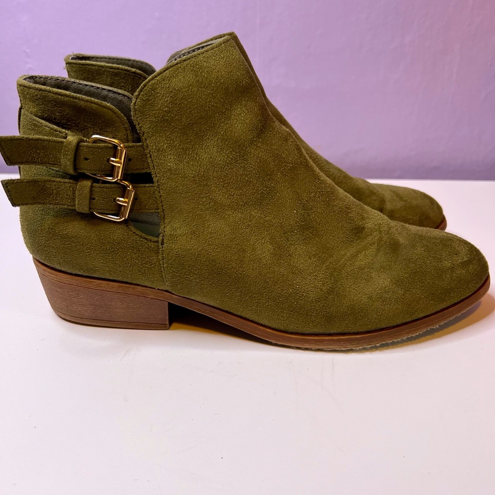 Windsor booties